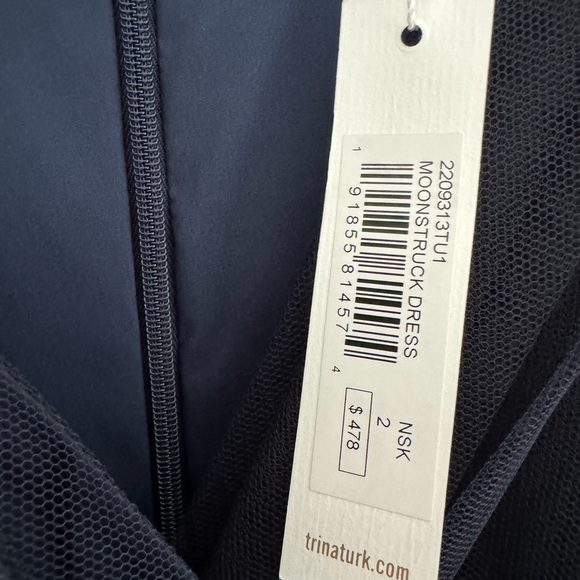 Trina Turk Moonstruck dress NWT size 2 - Picture 8 of 8